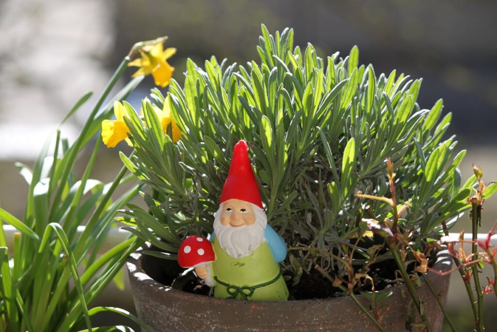 Gartenzwerg kippt immer um